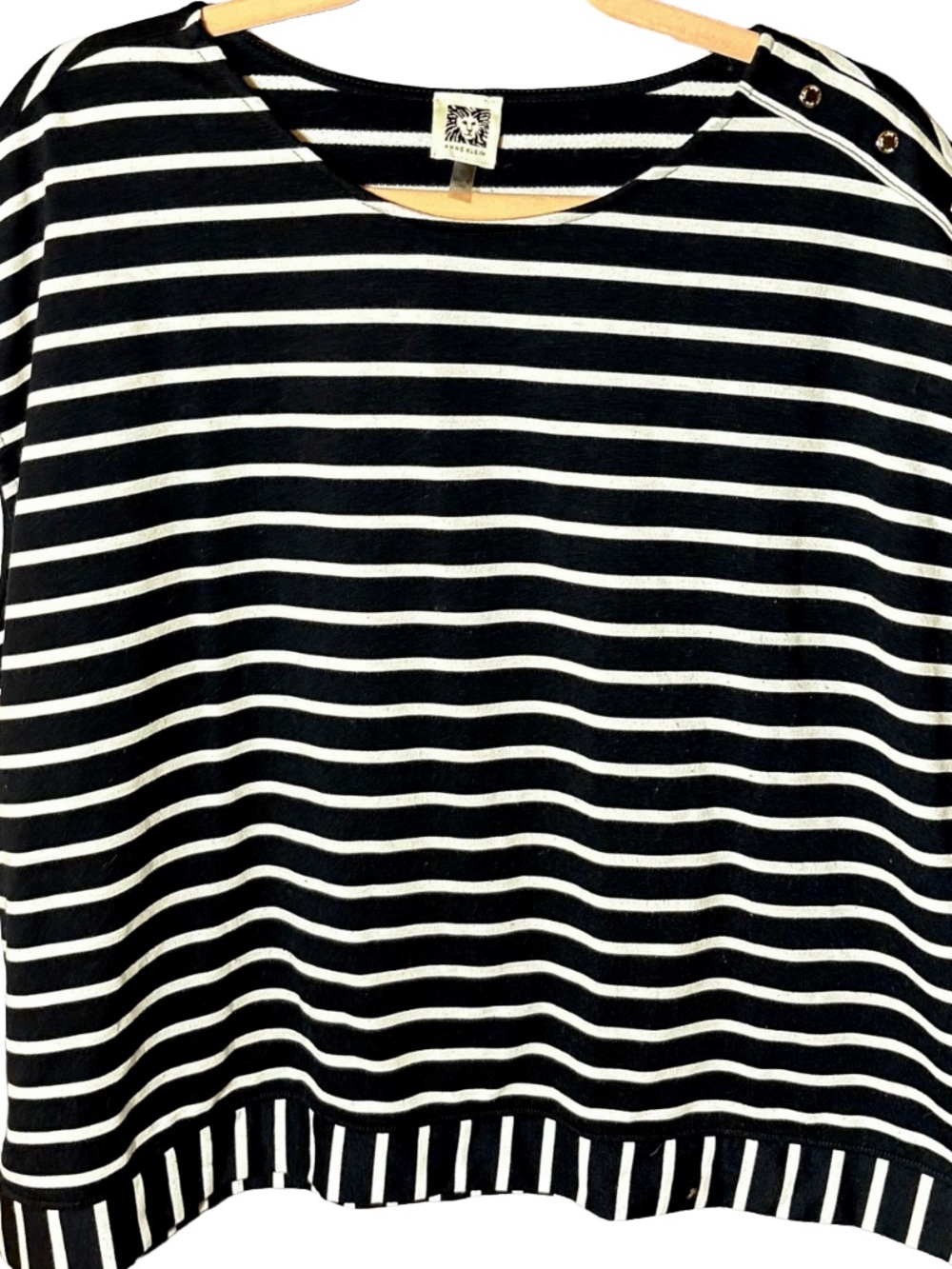 Anne Klein Striped Top XL Black White Button Shoulder - Picture 2 of 6
